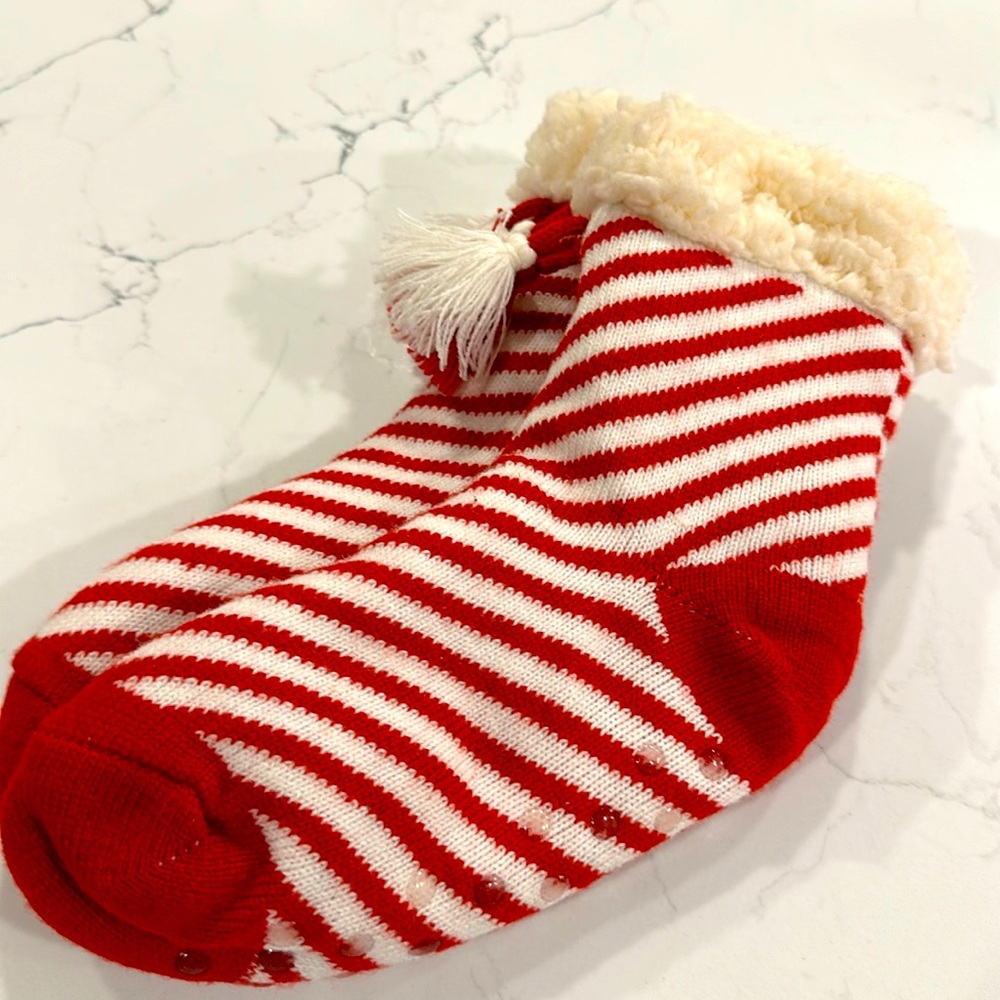 NWOT Cozy Christmas Sock Slippers
